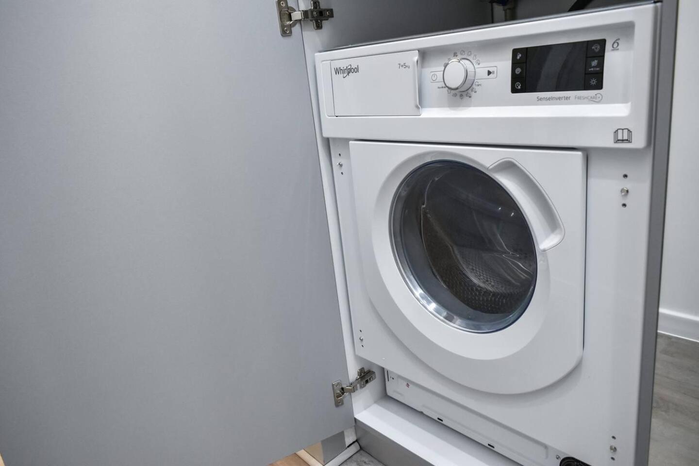 סופיה Duplex Condo Prime Location 2Bth 2 Studios מראה חיצוני תמונה