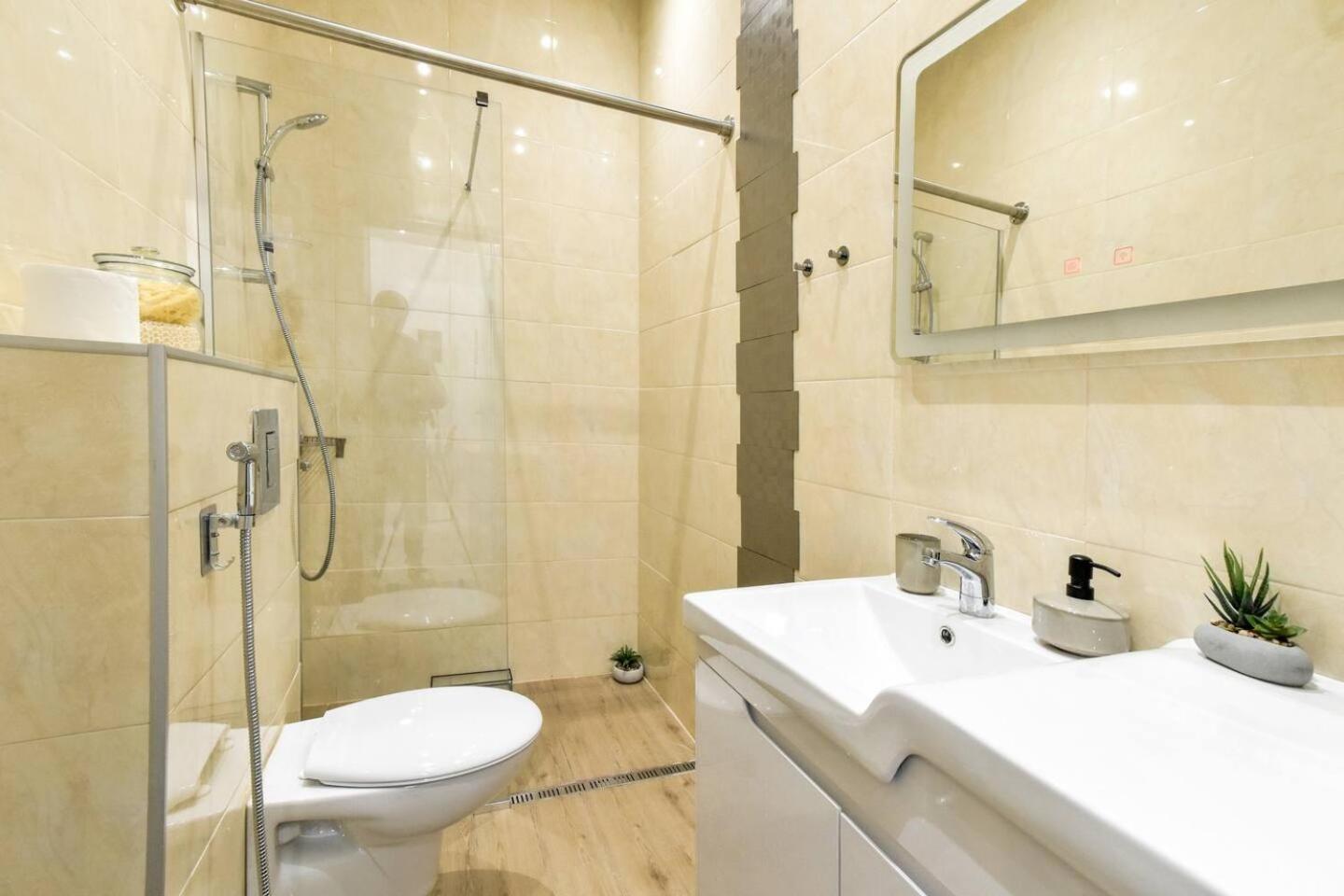 סופיה Duplex Condo Prime Location 2Bth 2 Studios מראה חיצוני תמונה
