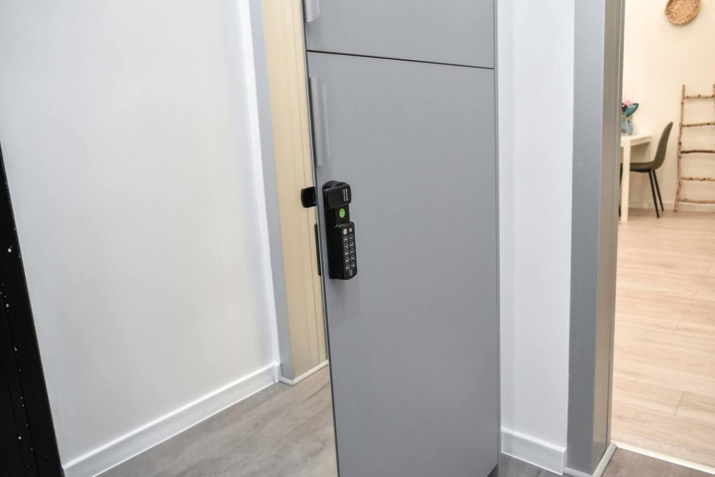 סופיה Duplex Condo Prime Location 2Bth 2 Studios מראה חיצוני תמונה