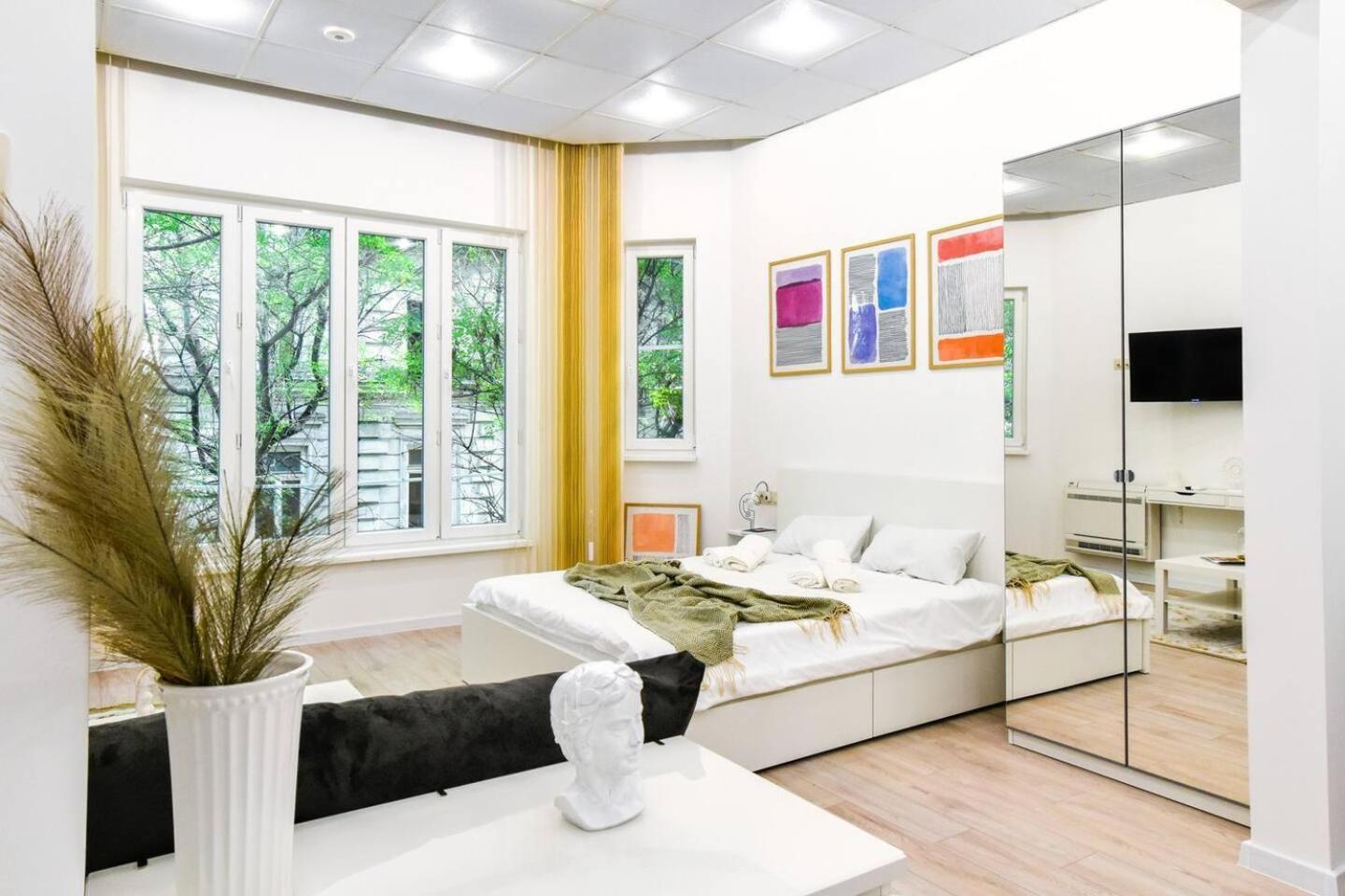 סופיה Duplex Condo Prime Location 2Bth 2 Studios מראה חיצוני תמונה
