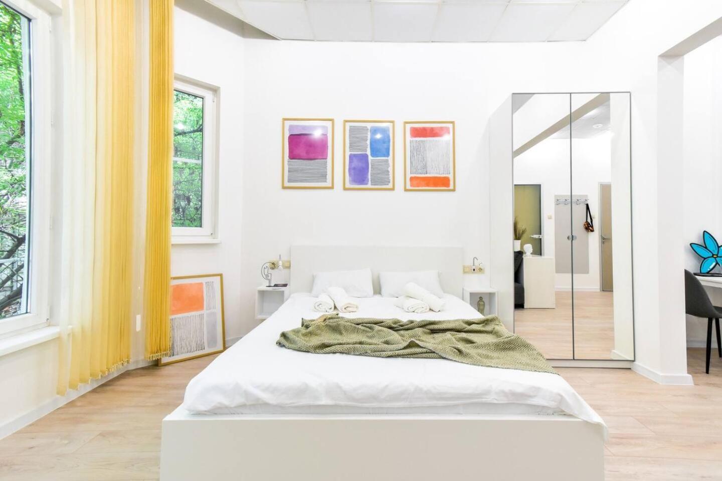 סופיה Duplex Condo Prime Location 2Bth 2 Studios מראה חיצוני תמונה